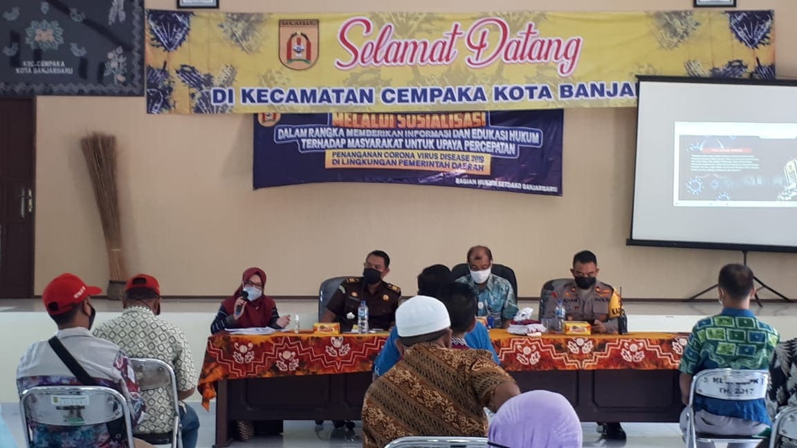 Sosialisasi Informasi dan Edukasi Hukum Penanganan COVID-19 di Kecamatan Cempaka